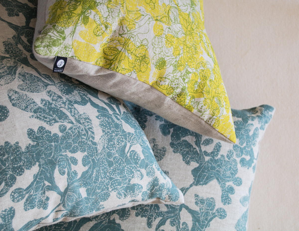 Coussin motif marée basse jaune et vert 16''x 20''